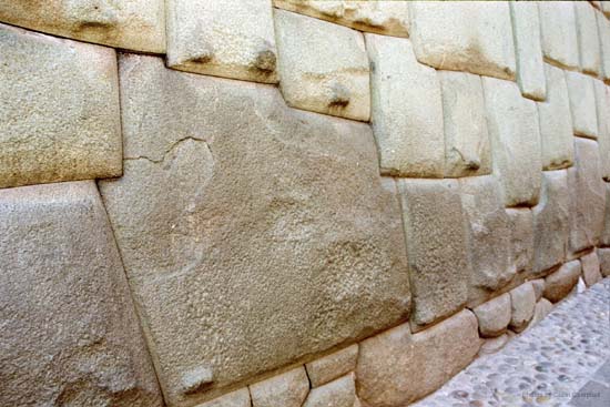 Twelve sided stone, Cusco