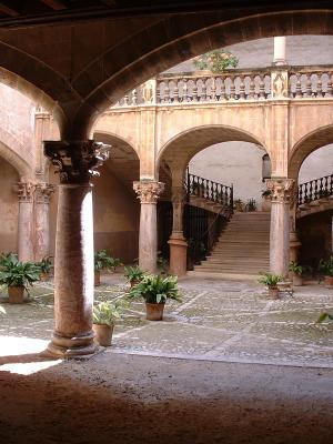 Palma Courtyard