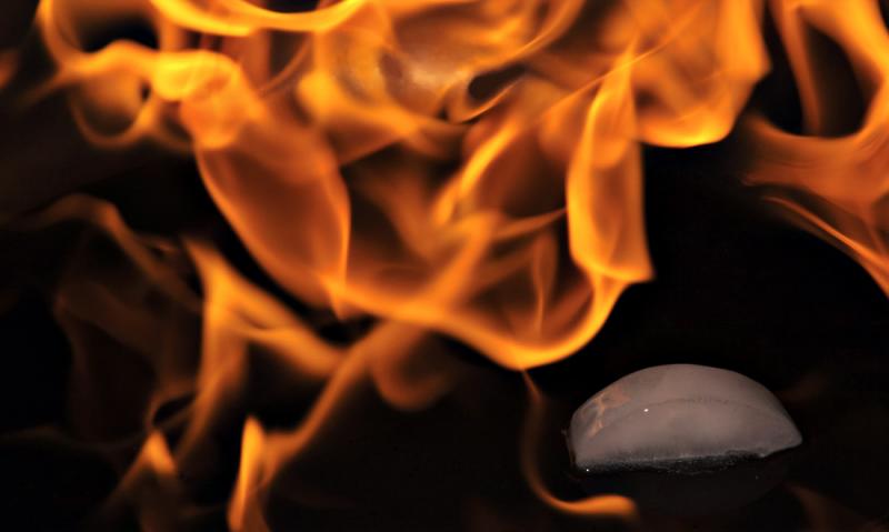 <b>Burning Cold*</b><br><font sige=3>by Tim Dahl</font>