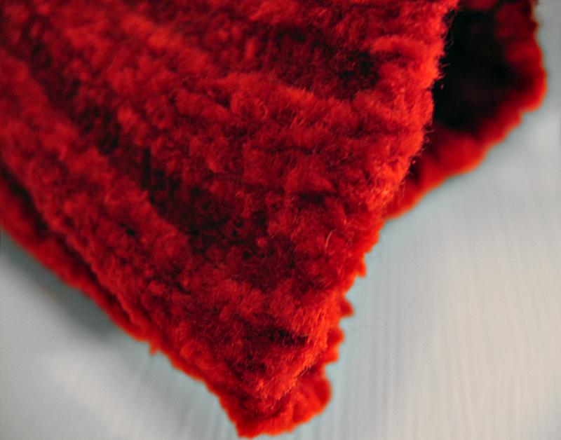 <span style=color: red;>Sweater (*)</span>