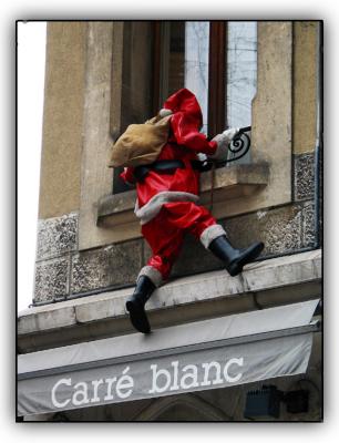Sneaky Santa