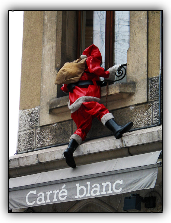 Sneaky Santa