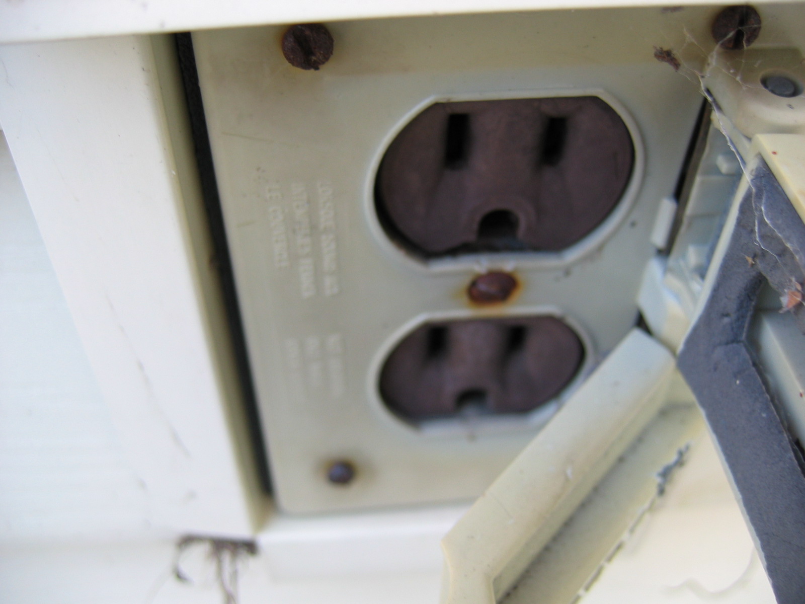 Socket
