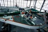 Le trimaran Groupama 2 en cours de finition à Lorient