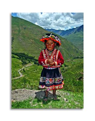 Peruvian girl at Pisac