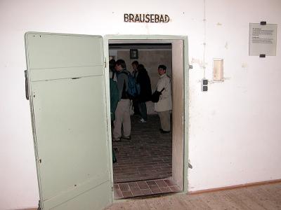 gas chamber