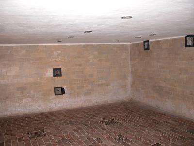 gas chamber