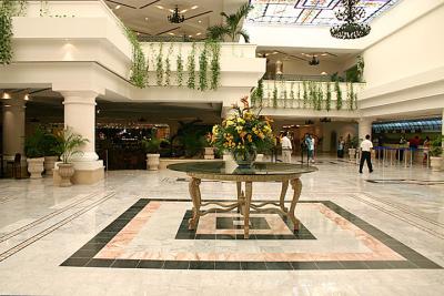 Moon Palace Lobby.jpg