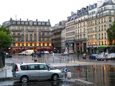 WET EVENING IN PARIS
