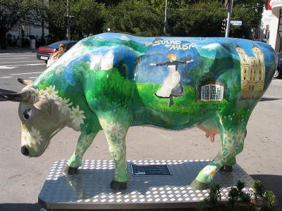 DAISY - THE SOUND OF MUSIC COW 2