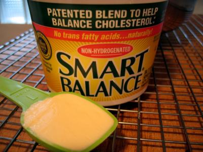 Non-hydrogenated margarine