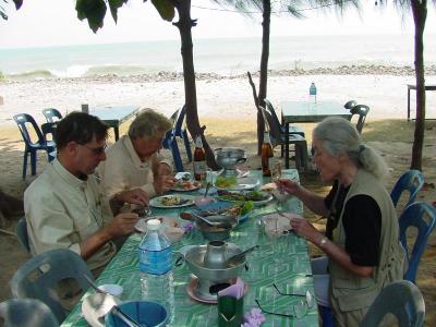 Lunch ar the beach on the Gulf of Thailand