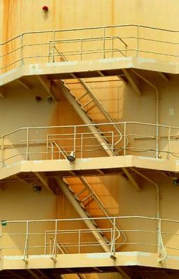 u37/jle56/medium/24300724.ship.jpg