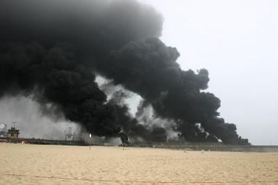 Oil Pipeline Fire 16
