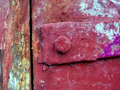 u37/joebonellidius/medium/32050109.Redscrew.jpg