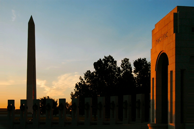 WWII Memorial  9592