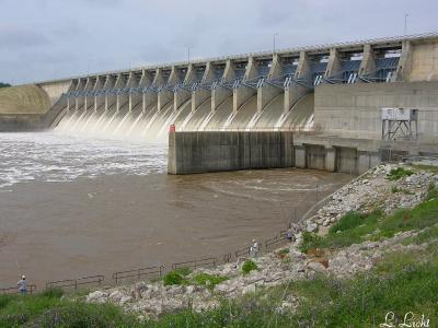 Keystone Dam North side 072.jpg