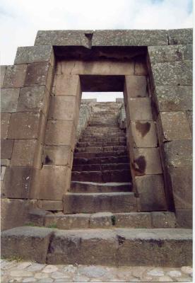 The superb masonry of the usnu entrance