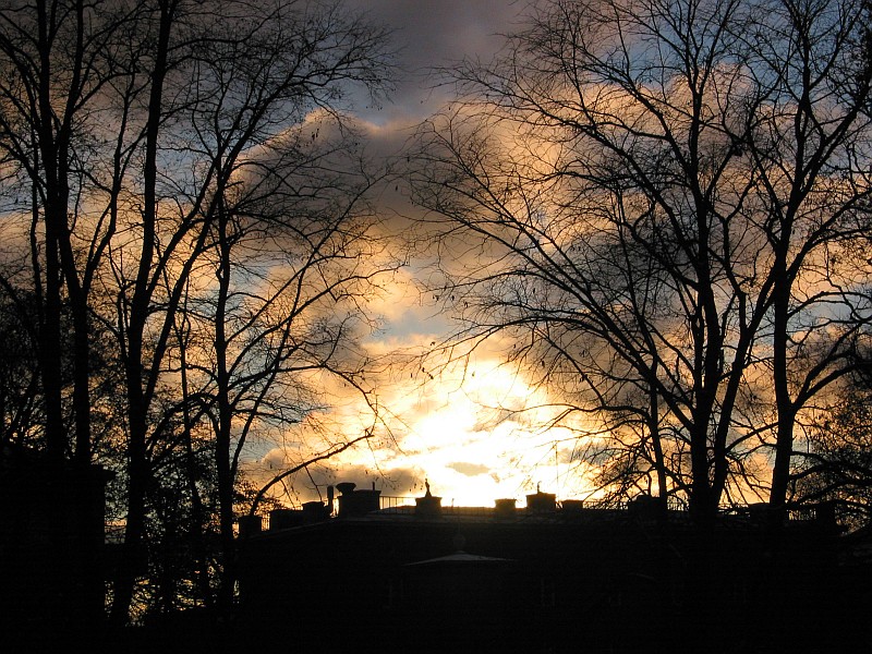Sun sets early