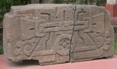 u37/matancom/medium/24006721.Teotihuacan_Plate.jpg