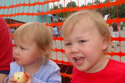 Rory likes the hay ride and Reagan likes the apples