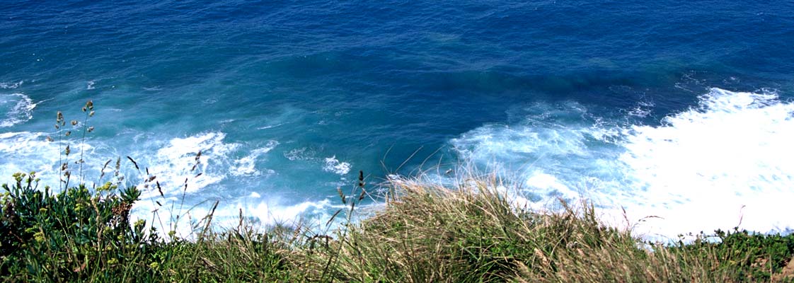 Colours of the Southern Ocean