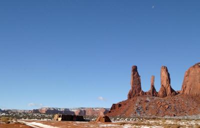 Three Sisters in Monument Valley