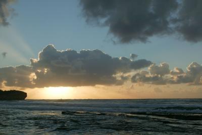 Lenticular rays at Poipu beach.jpg