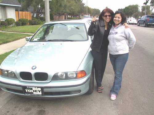 4-Mo and Ixchel with Mos 1998 BMW 528i