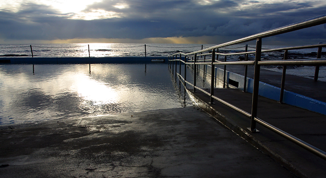 Rockpool at Collaroy at sunrise