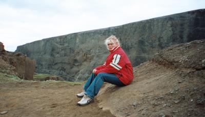 u37/siggiey/medium/24022254.AAA018H.jpg