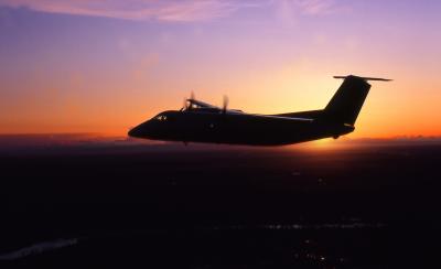 u37/ssim/medium/24182870.Dash8Silo.jpg