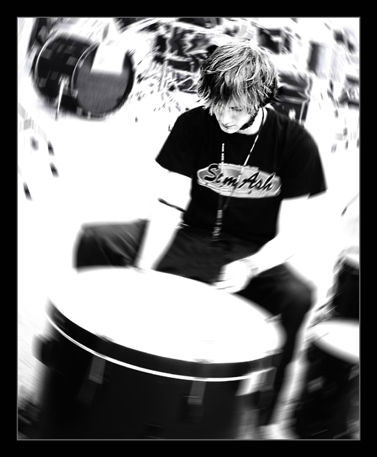 <b>Drum Roll 2</b>
