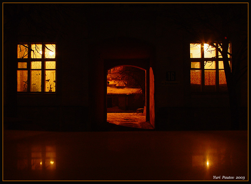 <b>Night reflections *</b><br><font size=1>by Yuri Pautov</font>