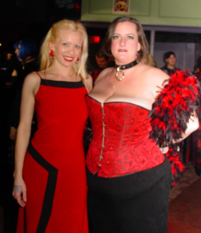 Dsc01172.jpg Melissa nd Kelly