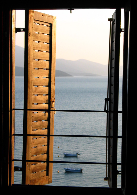 Shutters No 16