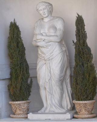 Venetian Hotel Statue