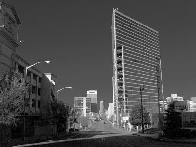 at 003_R.jpg
