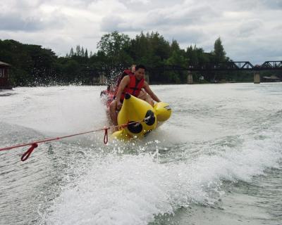 u37/win13/medium/24163083.BananaBoat1.jpg