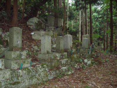 The old cemetery, with jizo aplenty
