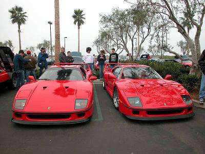 2 Ferrari F40's