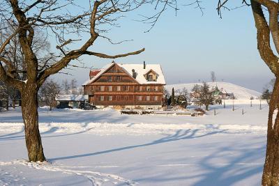 Farmer house close to Menzingen (Frohbuehl)
