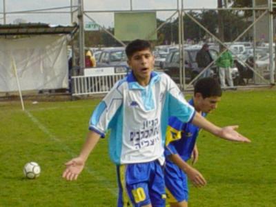 u38/alexg1/medium/25072346.alex53.jpg