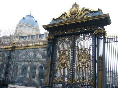 Gate at the Palais de Justice // Paris