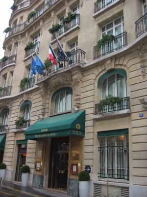 Astor Sofitel Hotel // Paris