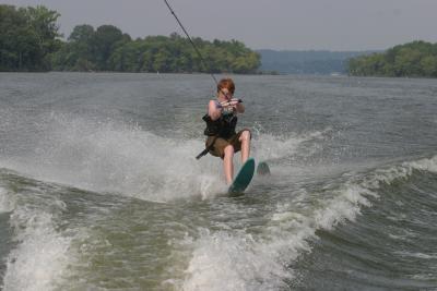 Shawn drops a ski!
