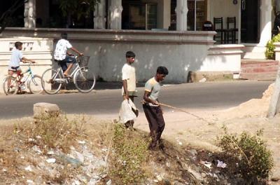 u38/bmcmorrow/medium/25127301.negombo043.jpg