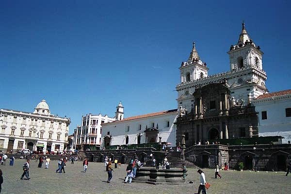 Quito 2002