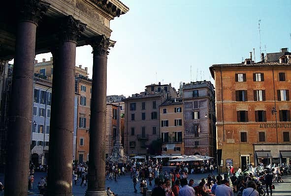 Piazza della Rontunda, Pantheon