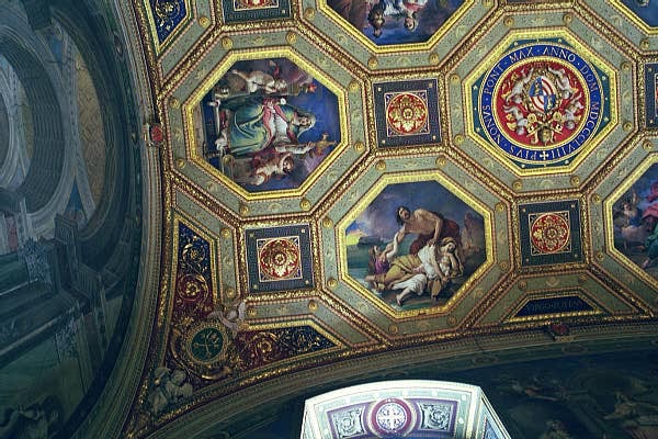 Ceiling with the seal of Pope Pius IX dated 1855, Vatican Museum